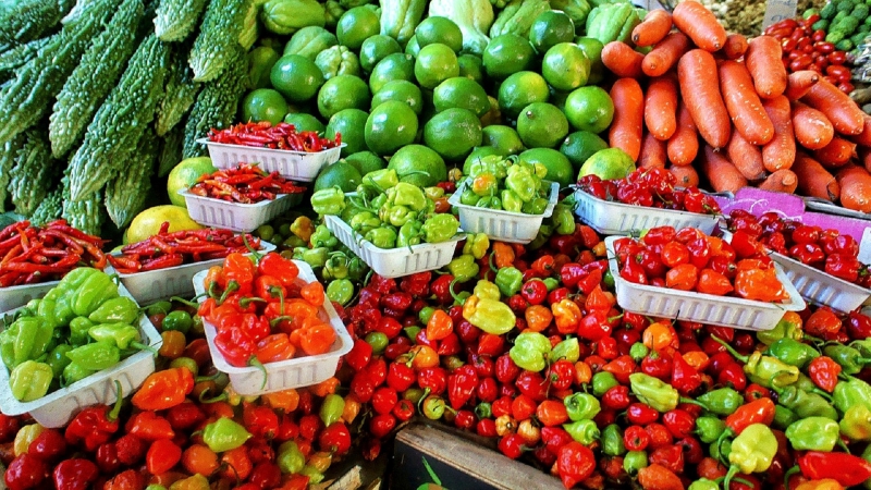 epicerie-GATTIERES-min_farmers-market-1329008